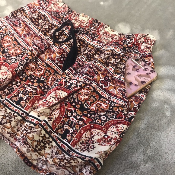 Xhilaration Boho Shorts - Picture 7 of 8